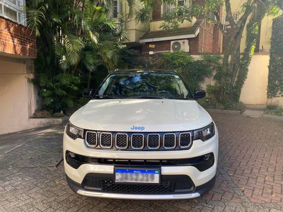 JEEP COMPASS 1.3 T270 TURBO FLEX LONGITUDE AT6